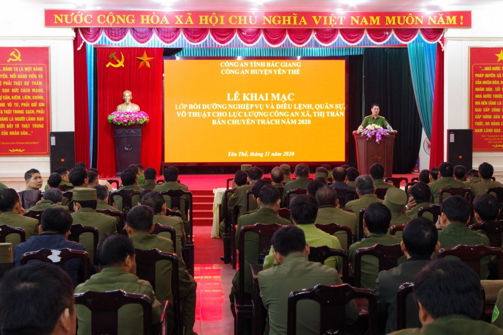 Tập huấn lực lượng công an xã bán chuyên trách năm 2020